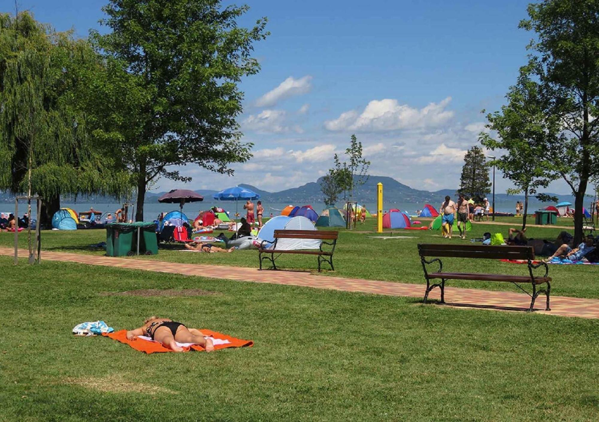 Holiday Homes In Balatonmariafuerdo 48114 ภายนอก รูปภาพ
